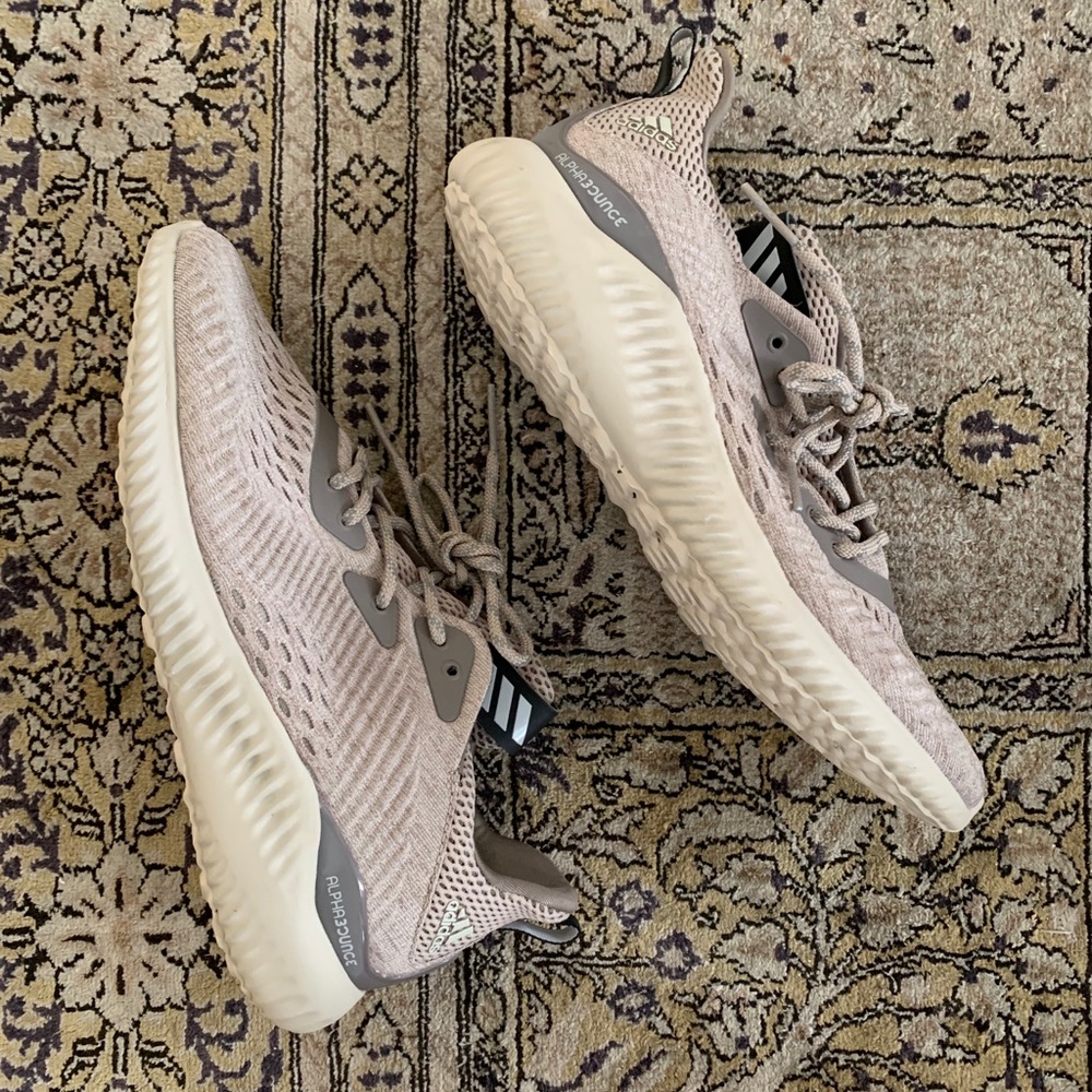 Adidas Alpha Bounce Tennis Shoes